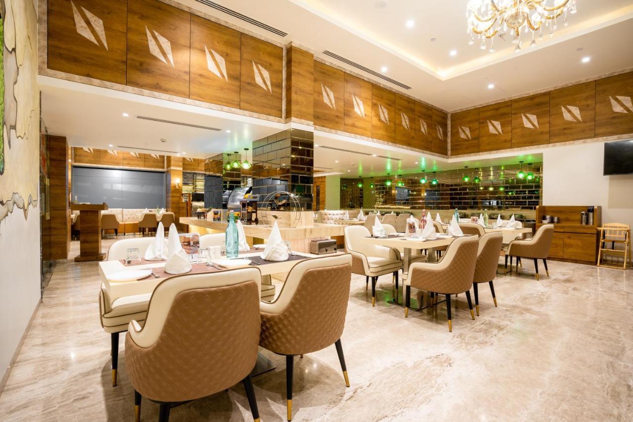 The Orchid Lonavala Hotel Bagian luar foto